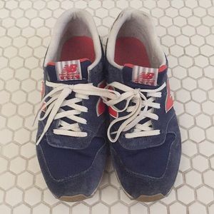 New Balance 696 sneakers